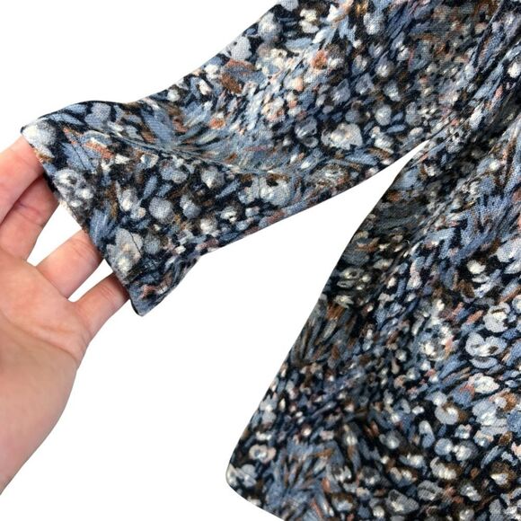 CLARA SUNWOO small Cozy Texture - Textured Vented Sweater Tunic - Floral Puff - Picture 12 of 15